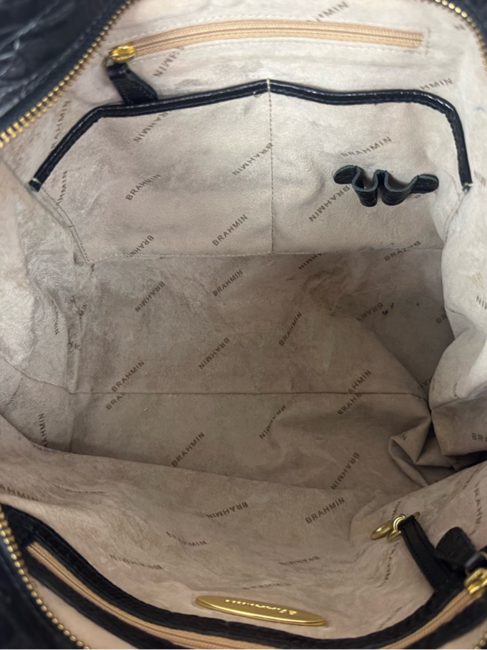 Brahmin Embossed Crocodile Shoulder Zip Top Black Bag - Picture 7 of 14